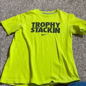 Nike BOYS medium shirt